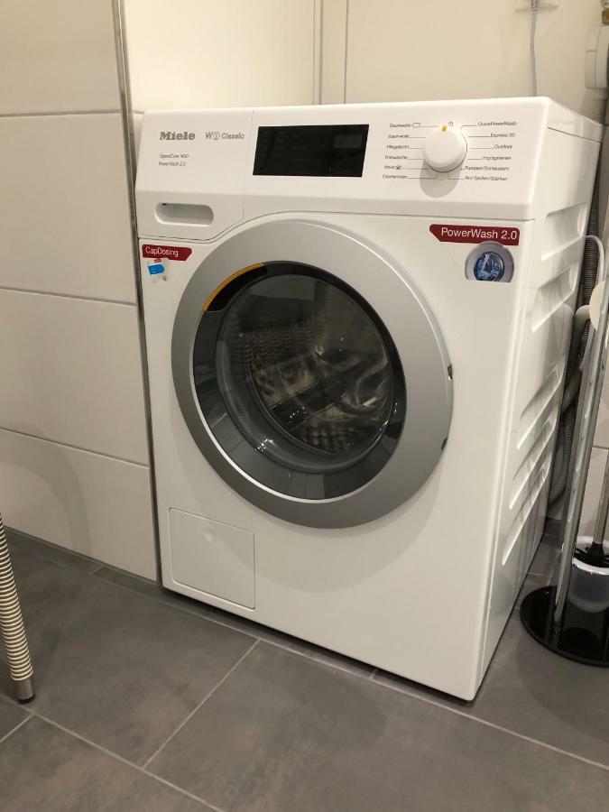 Modernes Apartment In Ruhiger Lage, 70Qm, 4 Personen Brietlingen Bagian luar foto